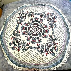 Maurices Round Multicolored Floral Print Throw Blanket 57" In Diameter